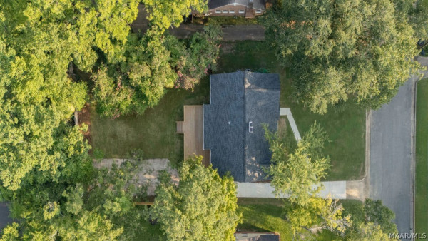 3135 Lexington Road