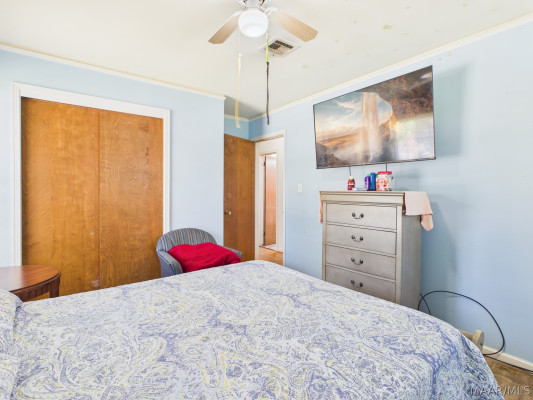 3796 Royal Crest Drive