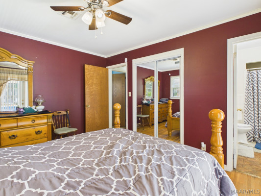 3796 Royal Crest Drive