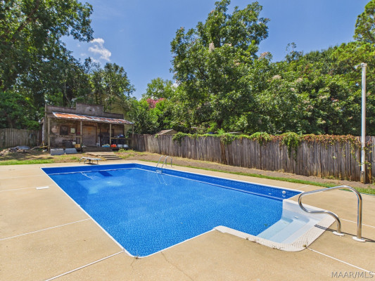 3796 Royal Crest Drive