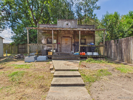 3796 Royal Crest Drive