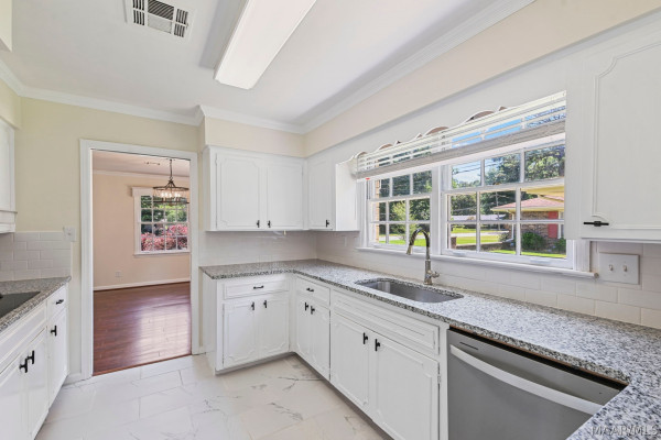 3920 Meredith Drive