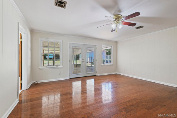 3920 Meredith Drive