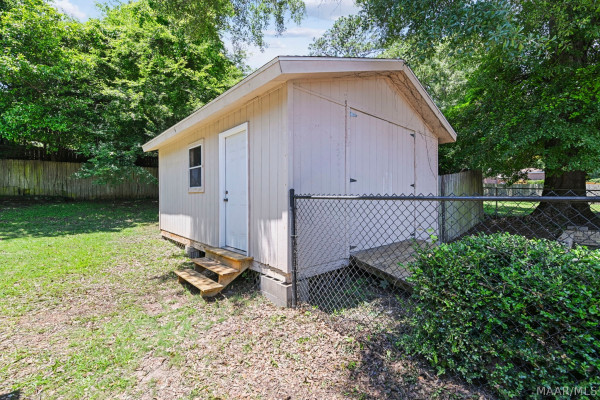3920 Meredith Drive