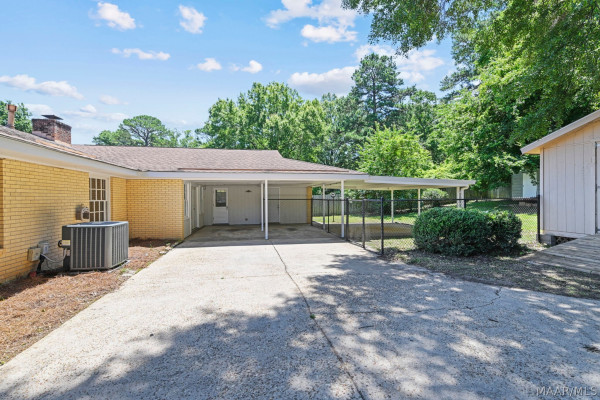 3920 Meredith Drive