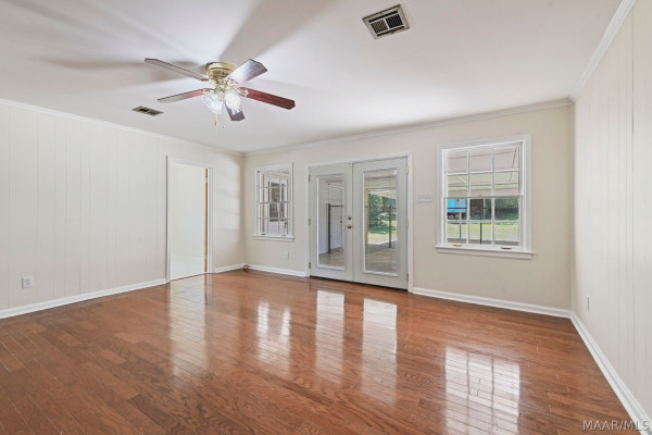 3920 Meredith Drive