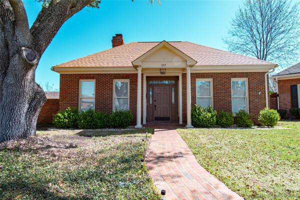 1517 Charleton Drive
