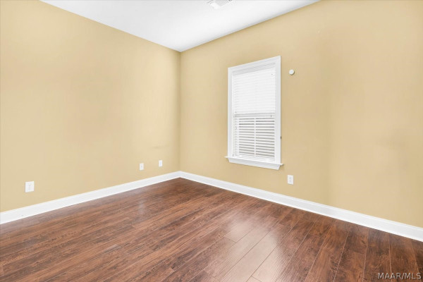34 Village Way Court