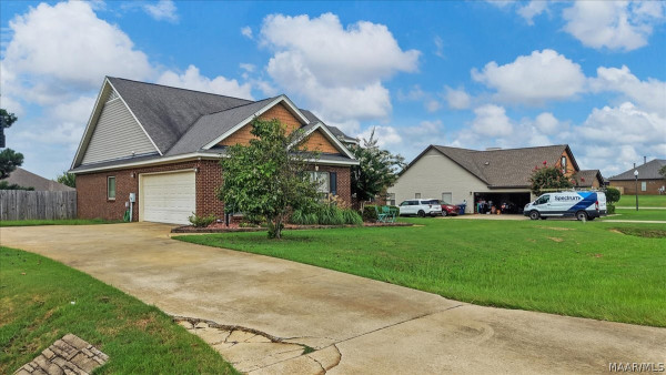 34 Village Way Court