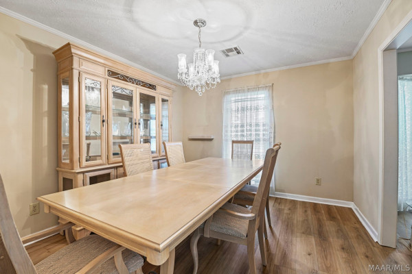 1347 Tudor Drive