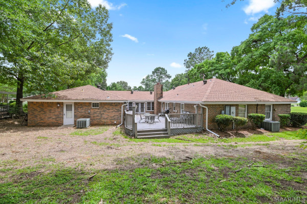 1347 Tudor Drive