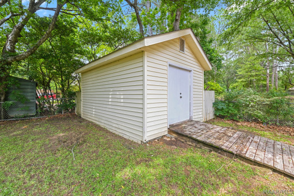 1347 Tudor Drive