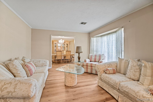 1347 Tudor Drive