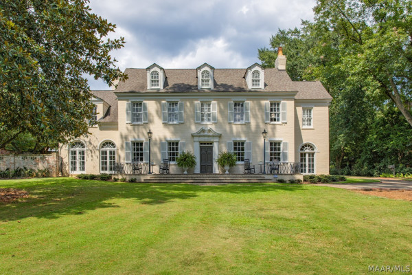 805 Cloverdale Road