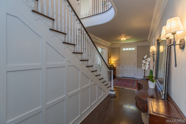 805 Cloverdale Road