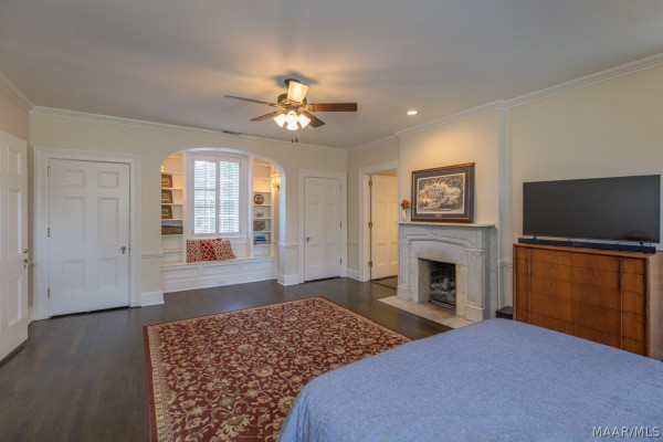805 Cloverdale Road
