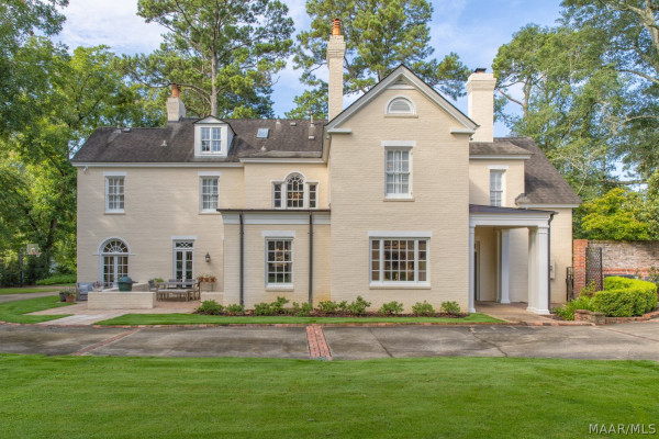805 Cloverdale Road