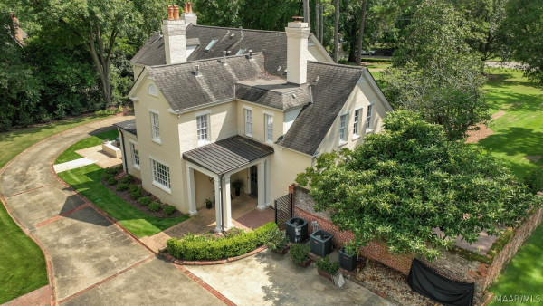 805 Cloverdale Road