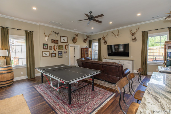 805 Cloverdale Road