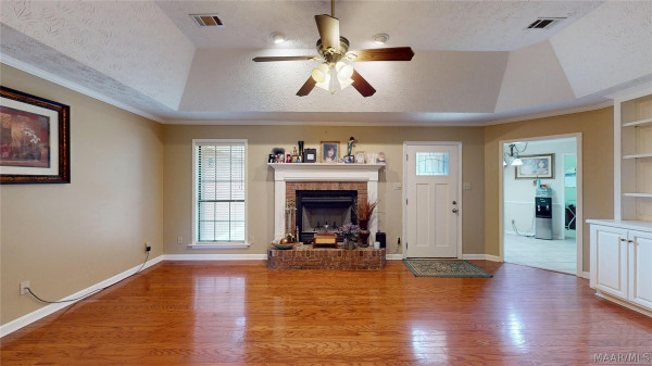 1213 Jamestown Drive