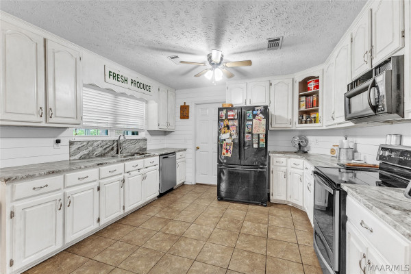 43 OLD ORCHARD Road