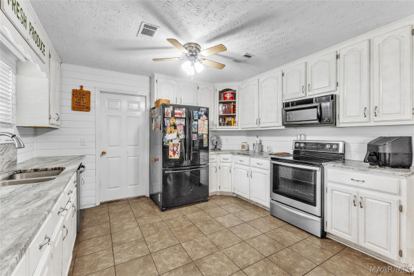 43 OLD ORCHARD Road