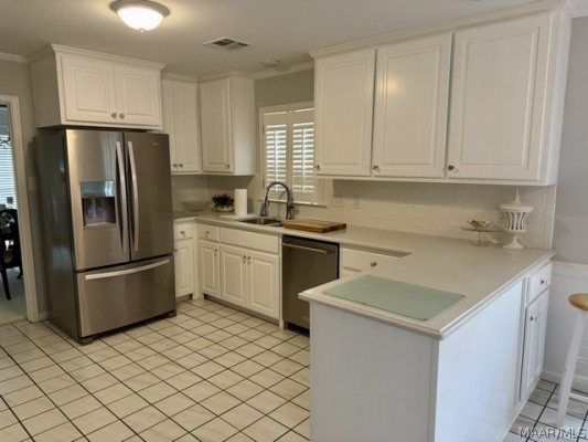 327 Seminole Drive
