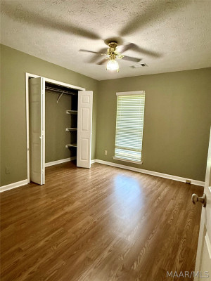 5733 NEELY Lane