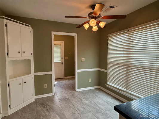5733 NEELY Lane