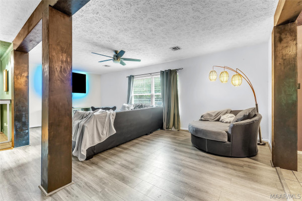 4021 ROSEHILL Court