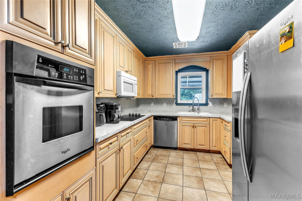 4021 ROSEHILL Court
