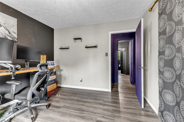 4021 ROSEHILL Court