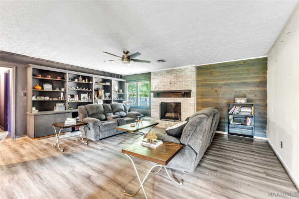 4021 ROSEHILL Court