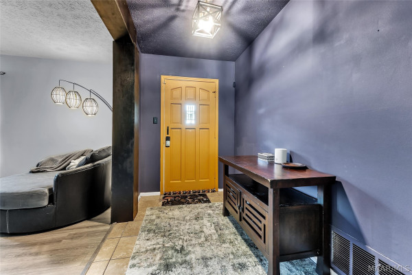 4021 ROSEHILL Court