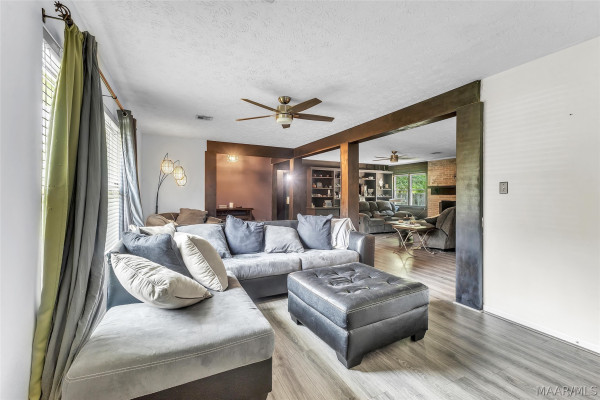 4021 ROSEHILL Court