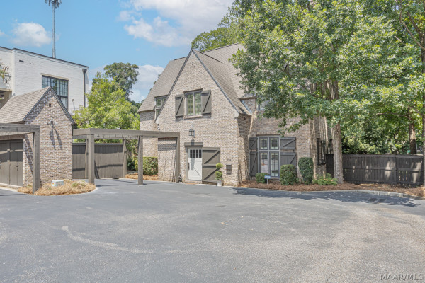 529 Cloverdale Road