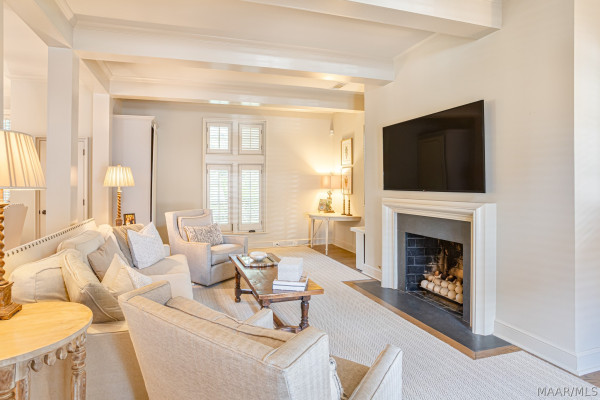 529 Cloverdale Road