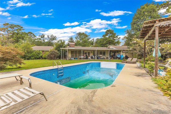 1246 Upper Kingston Road