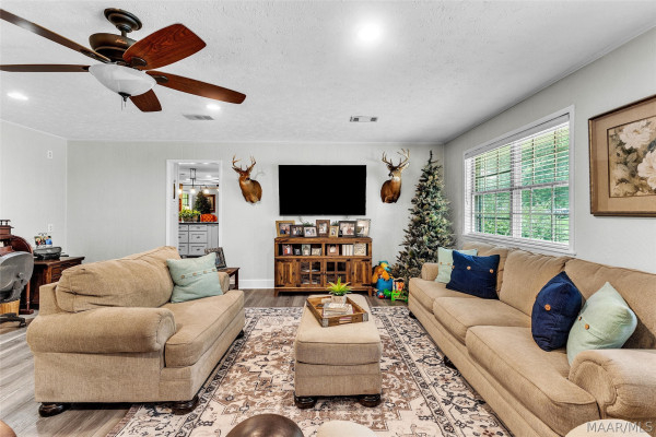 1246 Upper Kingston Road