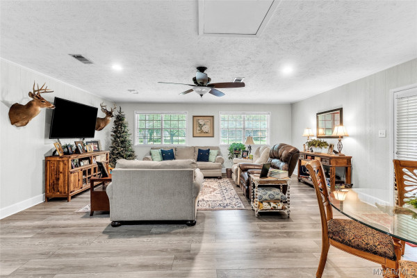 1246 Upper Kingston Road