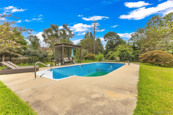 1246 Upper Kingston Road