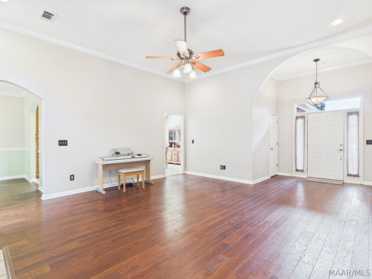 716 Pinetuckett Parkway