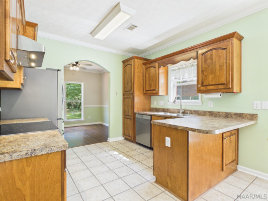 716 Pinetuckett Parkway