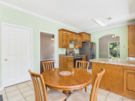 716 Pinetuckett Parkway