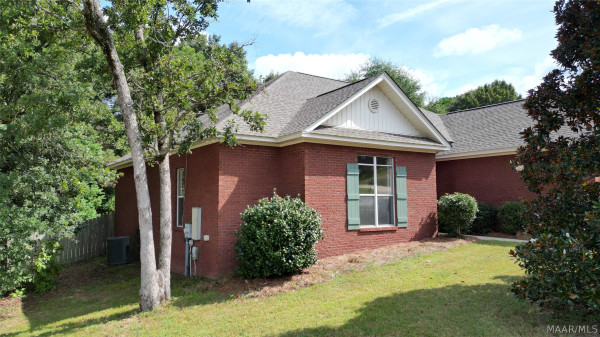 716 Pinetuckett Parkway