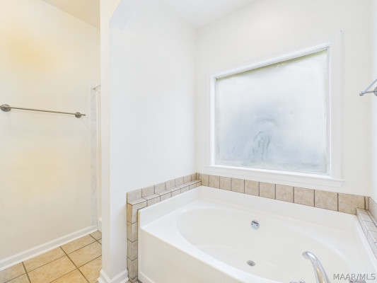 716 Pinetuckett Parkway