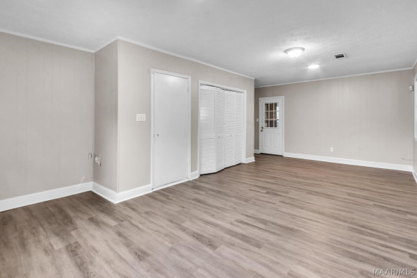 1300 Pampas Drive
