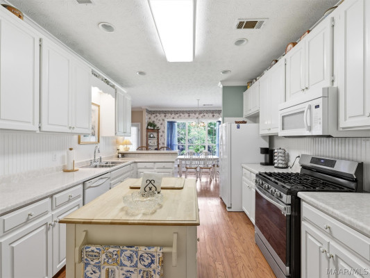 600 Cedar Pines Road