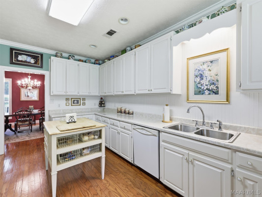 600 Cedar Pines Road