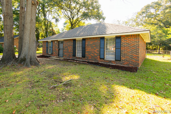 6316 PINEBROOK Drive